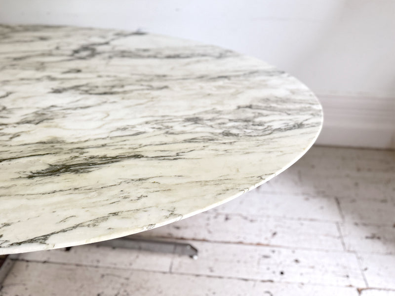 A Very Large Florence Knoll 1960's Oval Arabescato Marble Dining Table for Roche Bobois