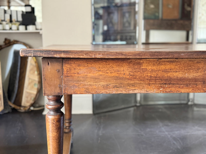 A Late 19th C Walnut Dining Table of Beautiful Colour with Secret Drawer