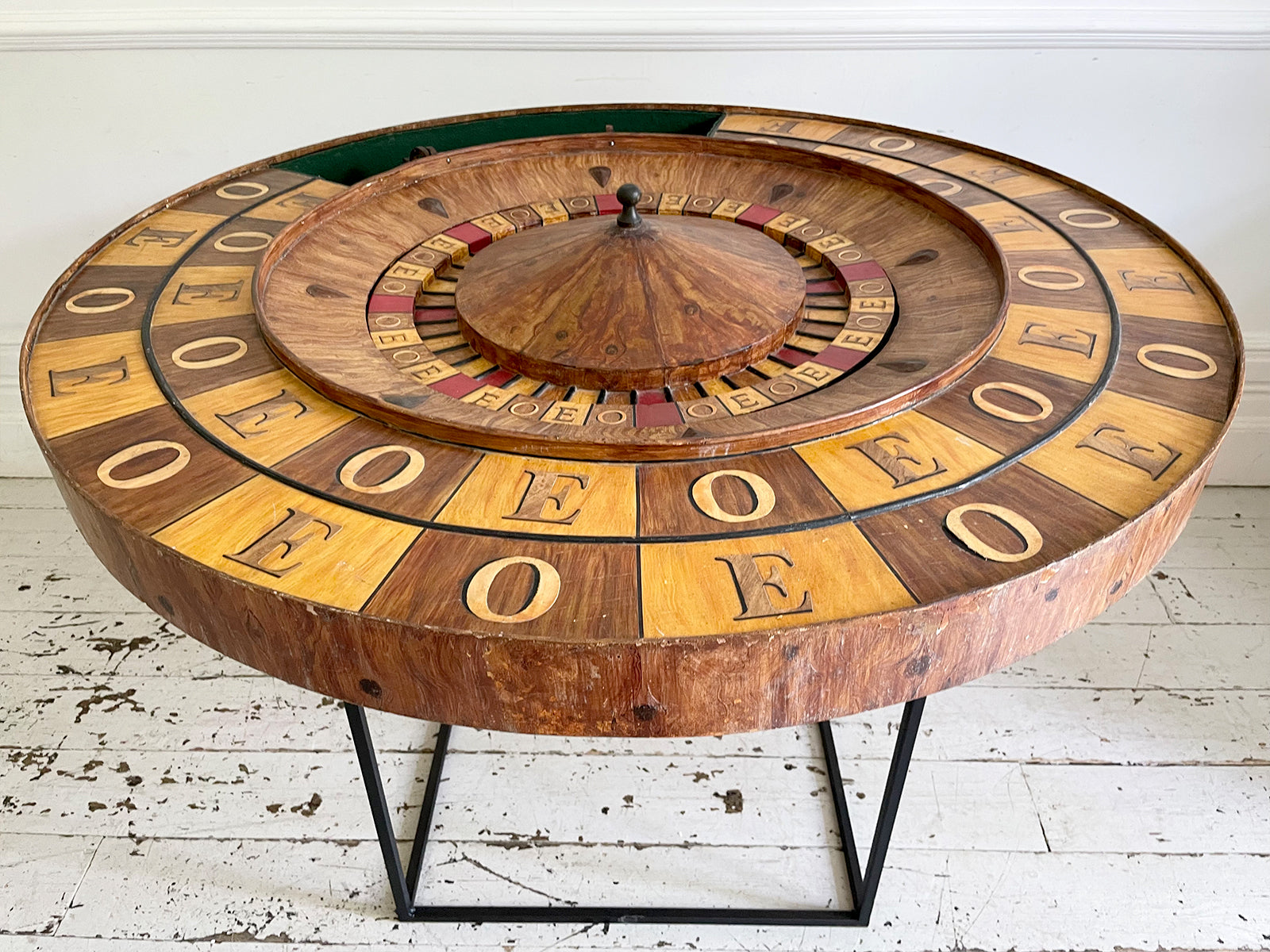 1655 Roulette Wheel A 19th C EO Roulette Wheel on Stand – Streett Marburg