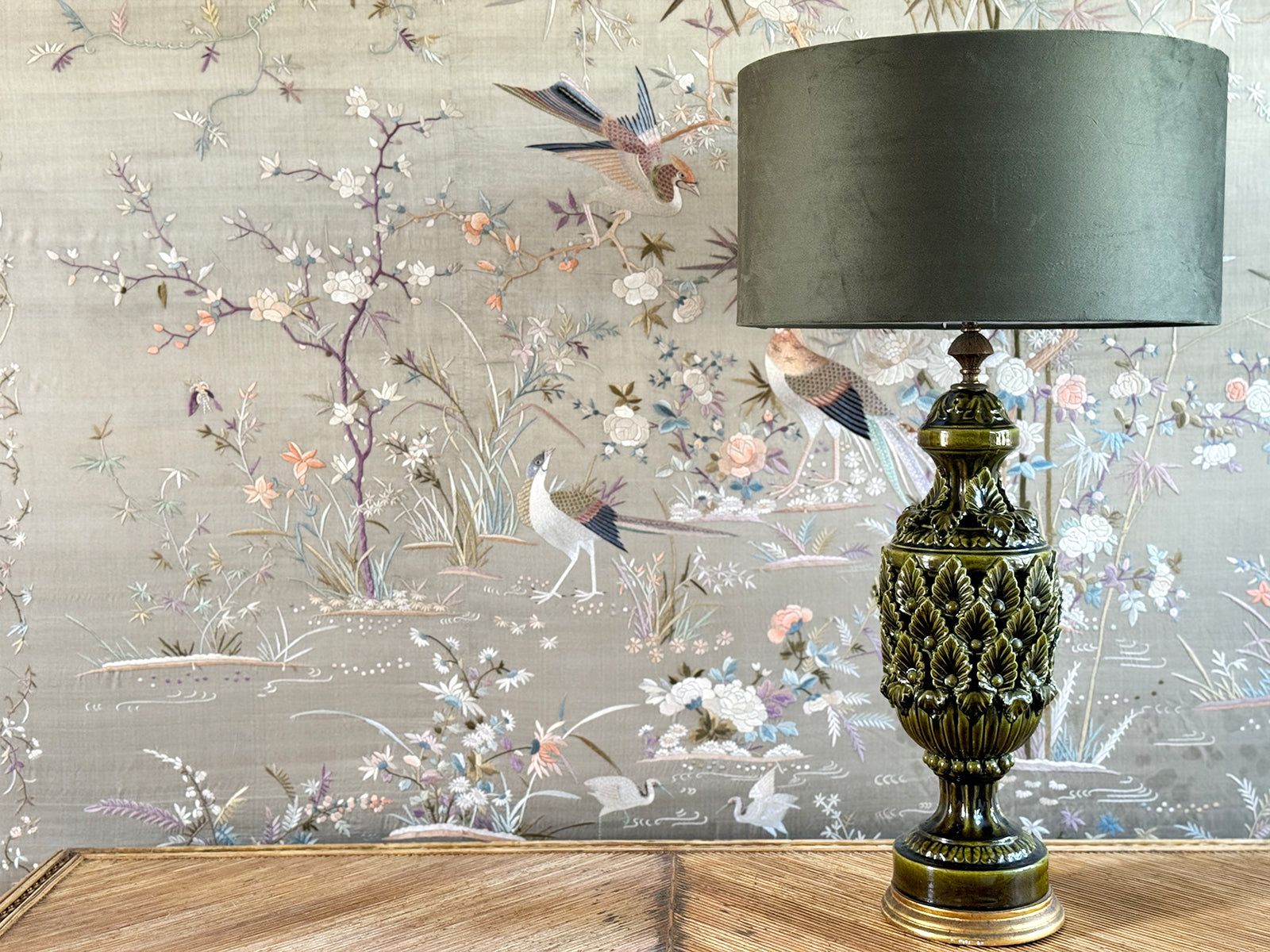 70s Beaded bird lamp Lot - A Handel bird of paradise table lamp 70s Beaded bird lamp Lot - A Handel bird of paradise table lamp