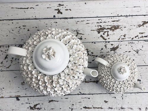A Decorative Italian Creamware Teapot Made For Ralph Lauren