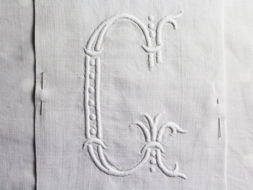 G 40cm Square Cushion - Antique French G Monogram on Linen P4011