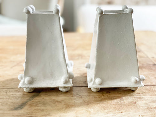NEW STOCK Kate Monckton White Ceramic Obelisk Vase