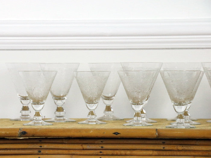 A beautiful set of 8 French etched champagne and wine glasses – Streett  Marburg
